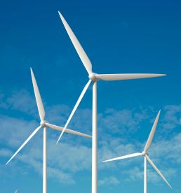 Tuuliko se poliitikkojen huulia energiapolitiikassa heiluttaa?